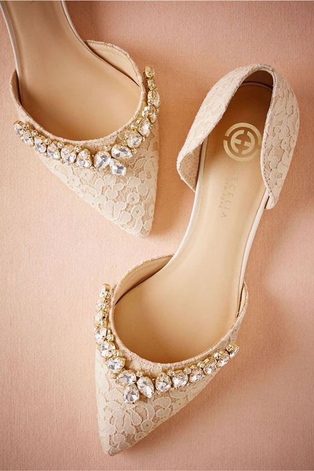 giày cưới ren trắng đính đá