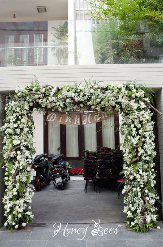 trang trí lễ đính hôn - cổng hoa đính hôn đẹp