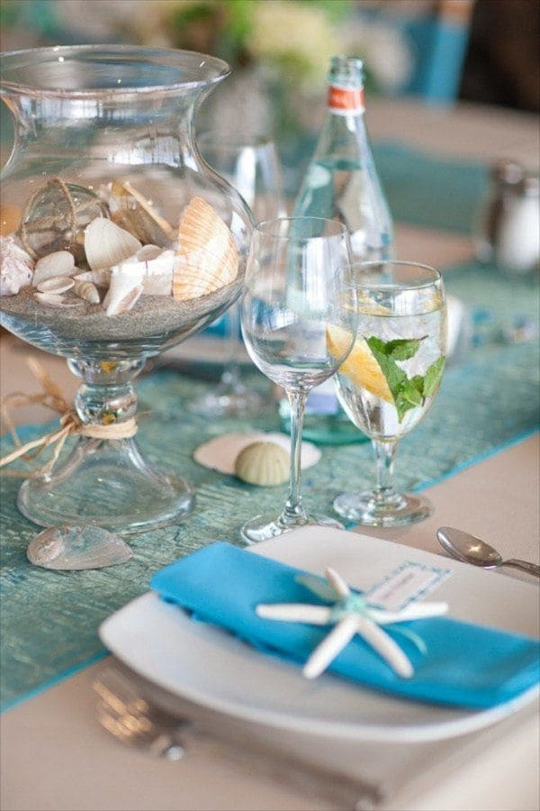 trang trí bàn tiệc cưới ở biển 3