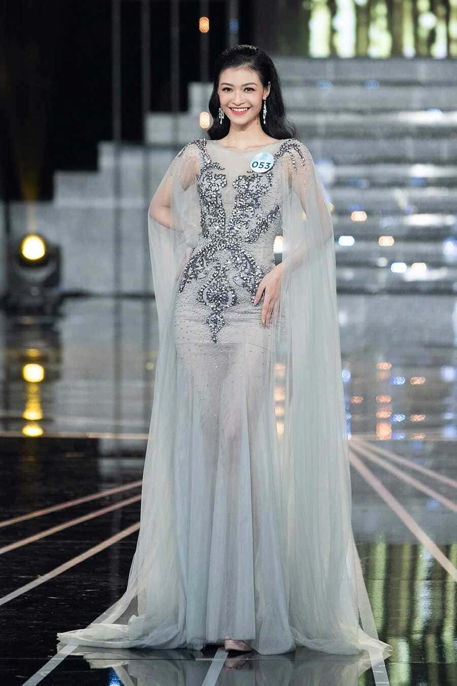 Dân mạng nhận xét nhan sắc Á hậu 1 Miss World VN 2019 giống cây hài Mạc Văn Khoa - 2
