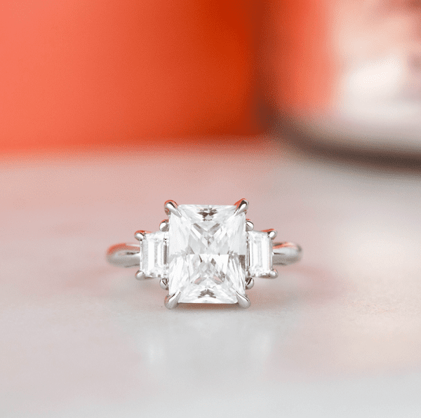 kiểu nhẫn kim cương 5