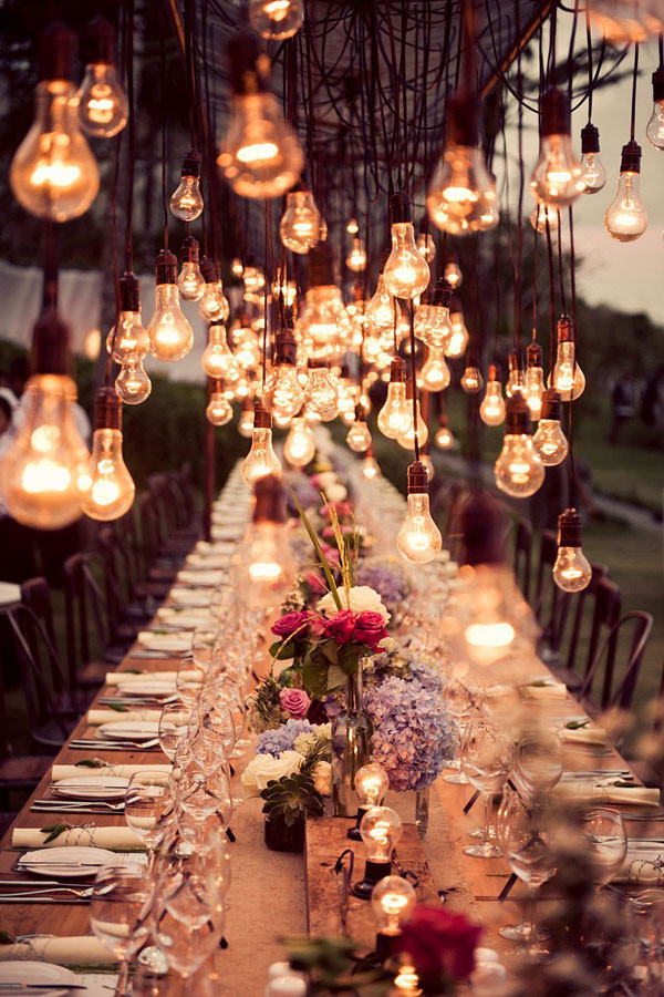 trang trí tiệc cưới bằng ánh đèn