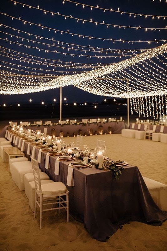 6 cách trang trí ánh sáng cực ấn tượng cho tiệc cưới ngoài trời