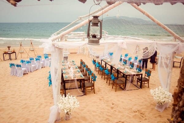 Bí quyết giúp bạn có bữa tiệc cưới ngoài biển đáng nhớ nhất 2