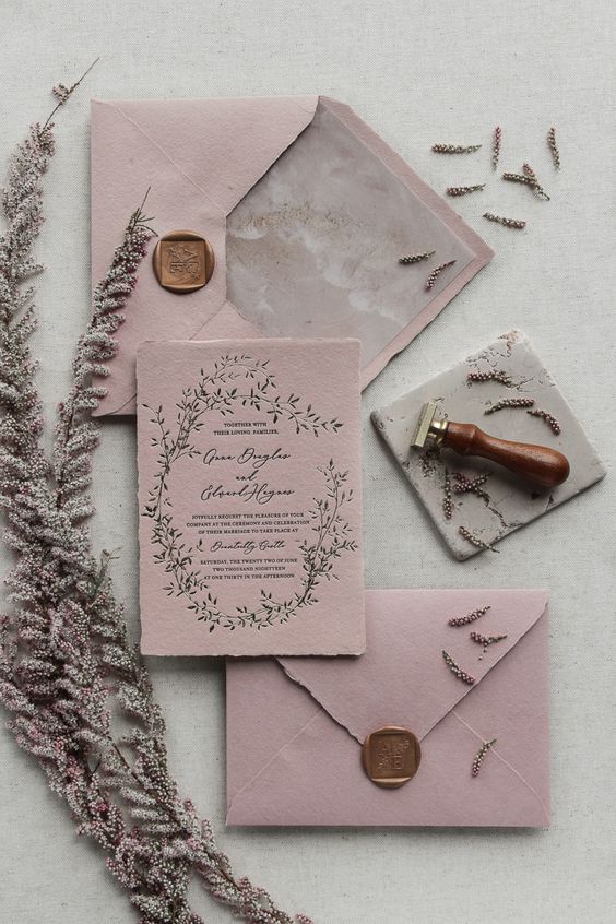 Bộ sưu tập thiệp cưới màu tím đẹp nhất 2015