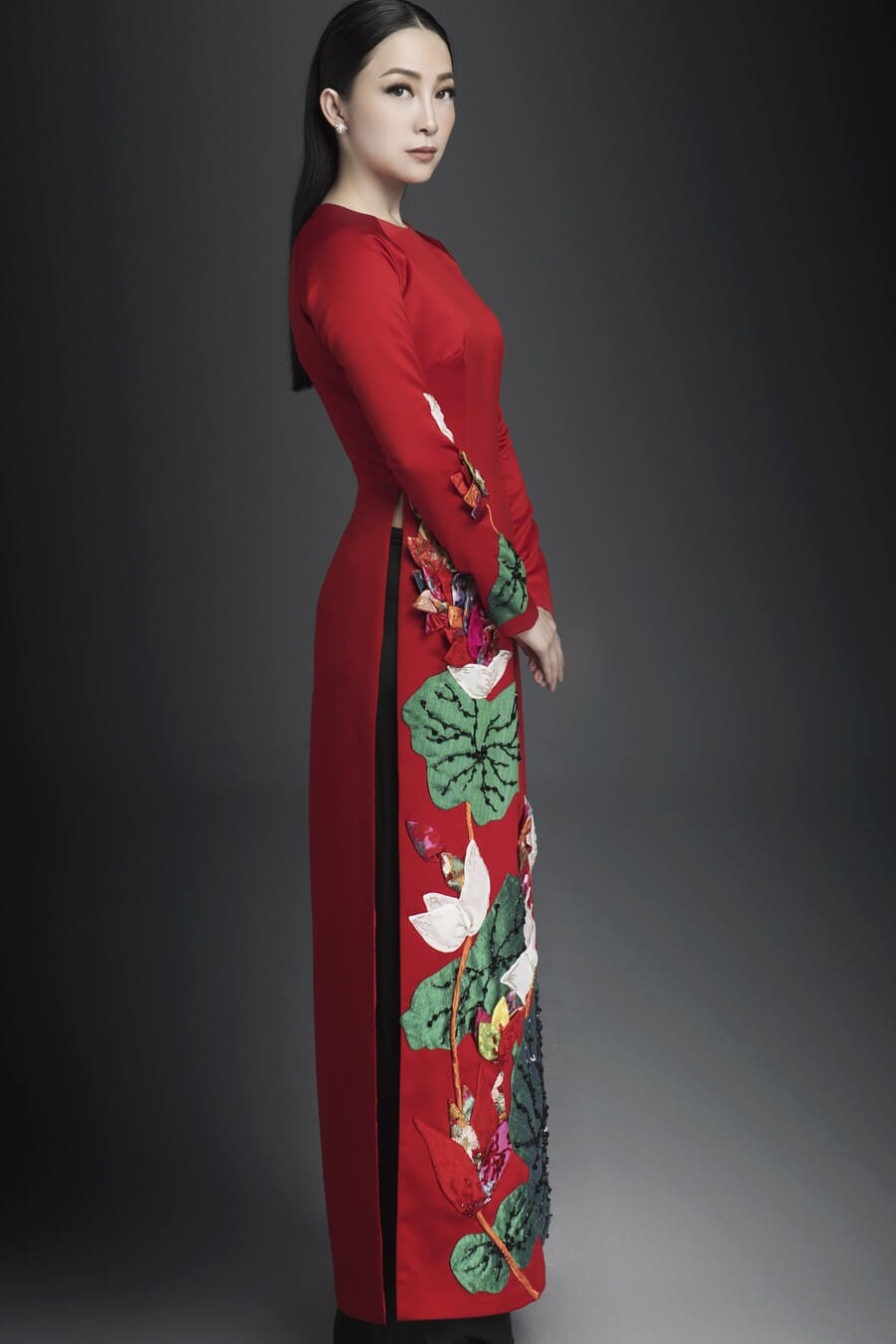 Áo dài cưới gấm đỏ - nét đẹp truyền thống sang trọng cho cô dâu Mate.vn