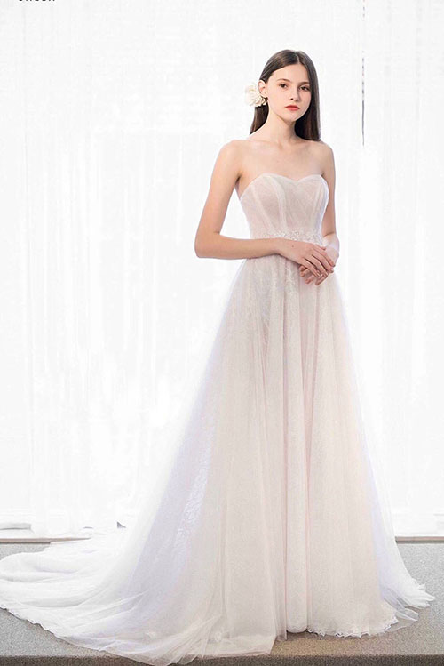 Váy cưới đơn giản sang trọng chữ A Mate.vn